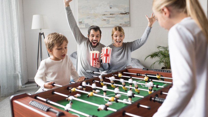 The Many Benefits Families Enjoy with Foosball Tables